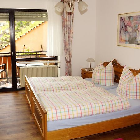 Hotel Garni Berghof 하이겐브룩켄 외부 사진