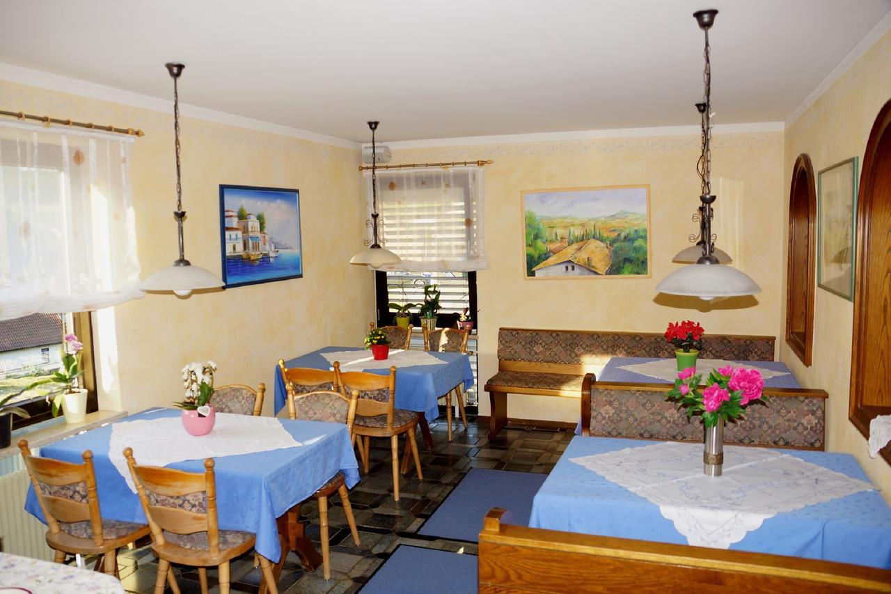 Hotel Garni Berghof 하이겐브룩켄 외부 사진
