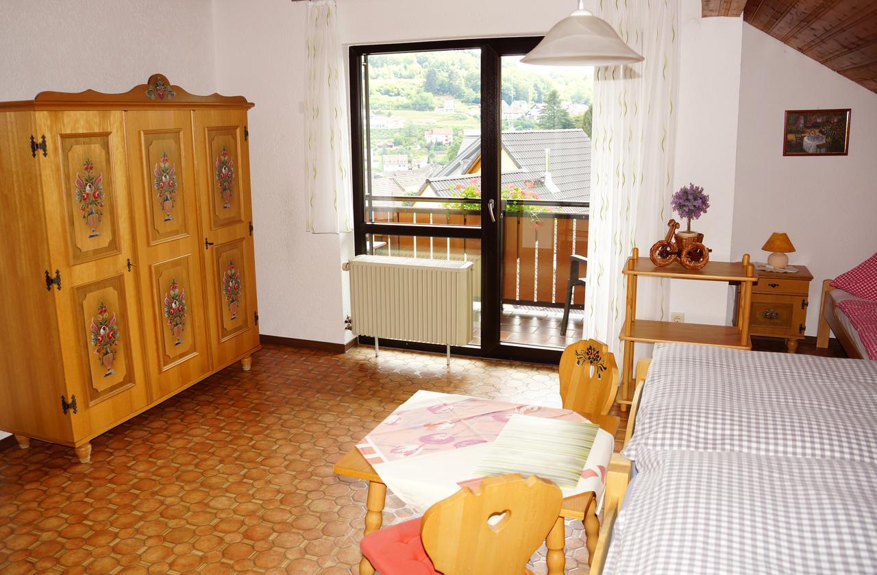 Hotel Garni Berghof 하이겐브룩켄 외부 사진